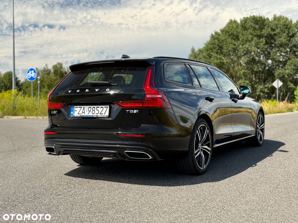 Volvo V60 T8 AWD Twin Engine Geartronic R-Design - 8