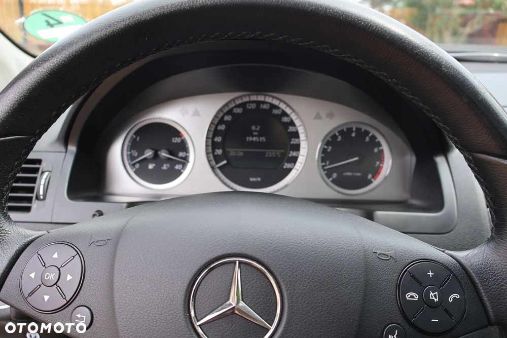 Mercedes-Benz Klasa C 180 Kompressor Avantgarde - 24