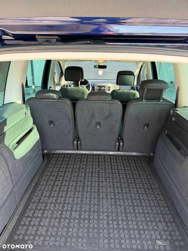 Volkswagen Sharan 2.0 TDI DSG IQ.DRIVE - 23