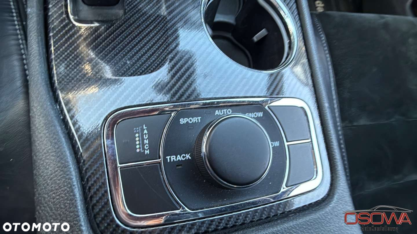 Jeep Grand Cherokee - 9