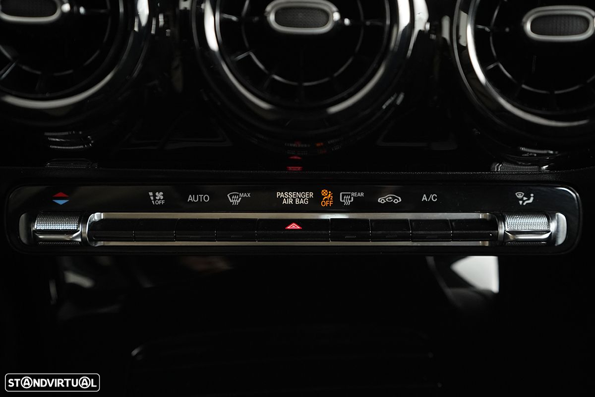 Mercedes-Benz A 200 Standard - 12