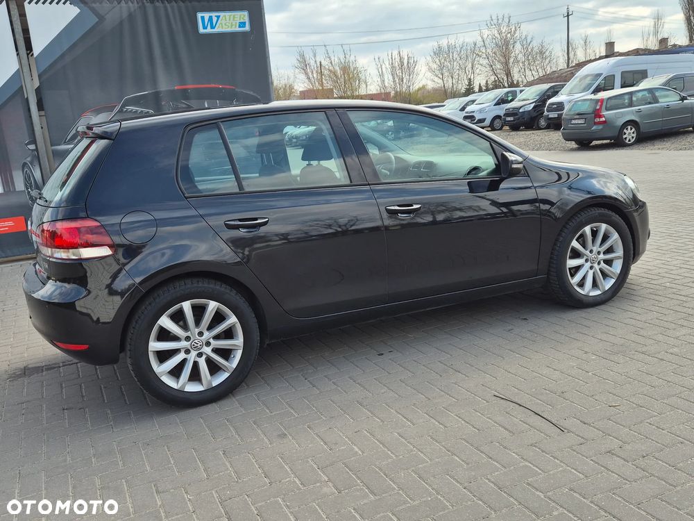 Volkswagen Golf 1.4 TSI BMT Comfortline - 13
