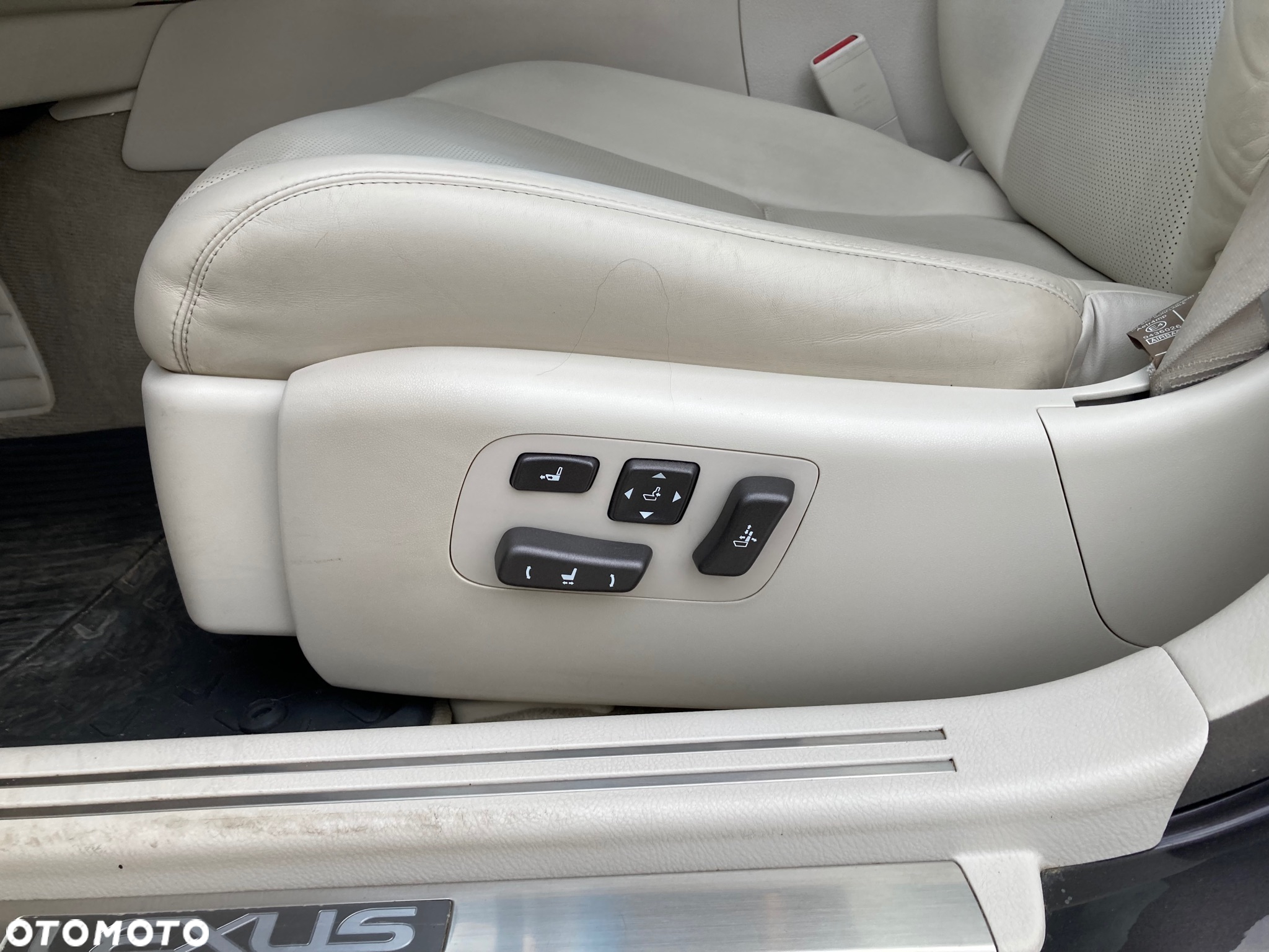 Lexus LS 460 Superior - 17