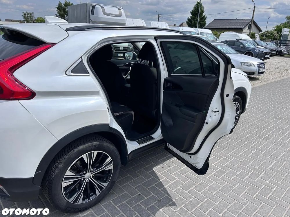 Mitsubishi Eclipse Cross 1.5 T GPF Intense Plus CVT - 36