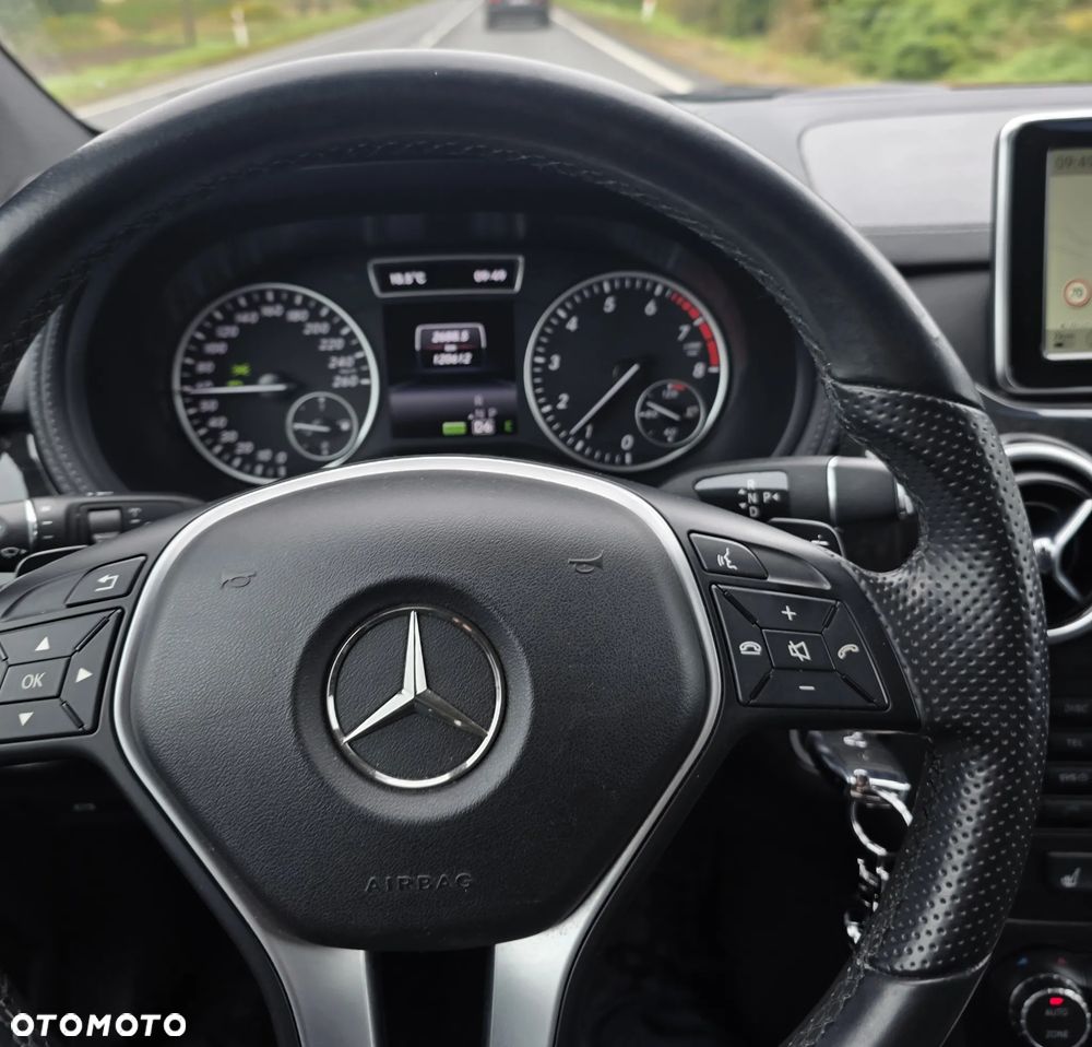 Mercedes-Benz Klasa B 220 4Matic 7G-DCT Peak Edition - 18