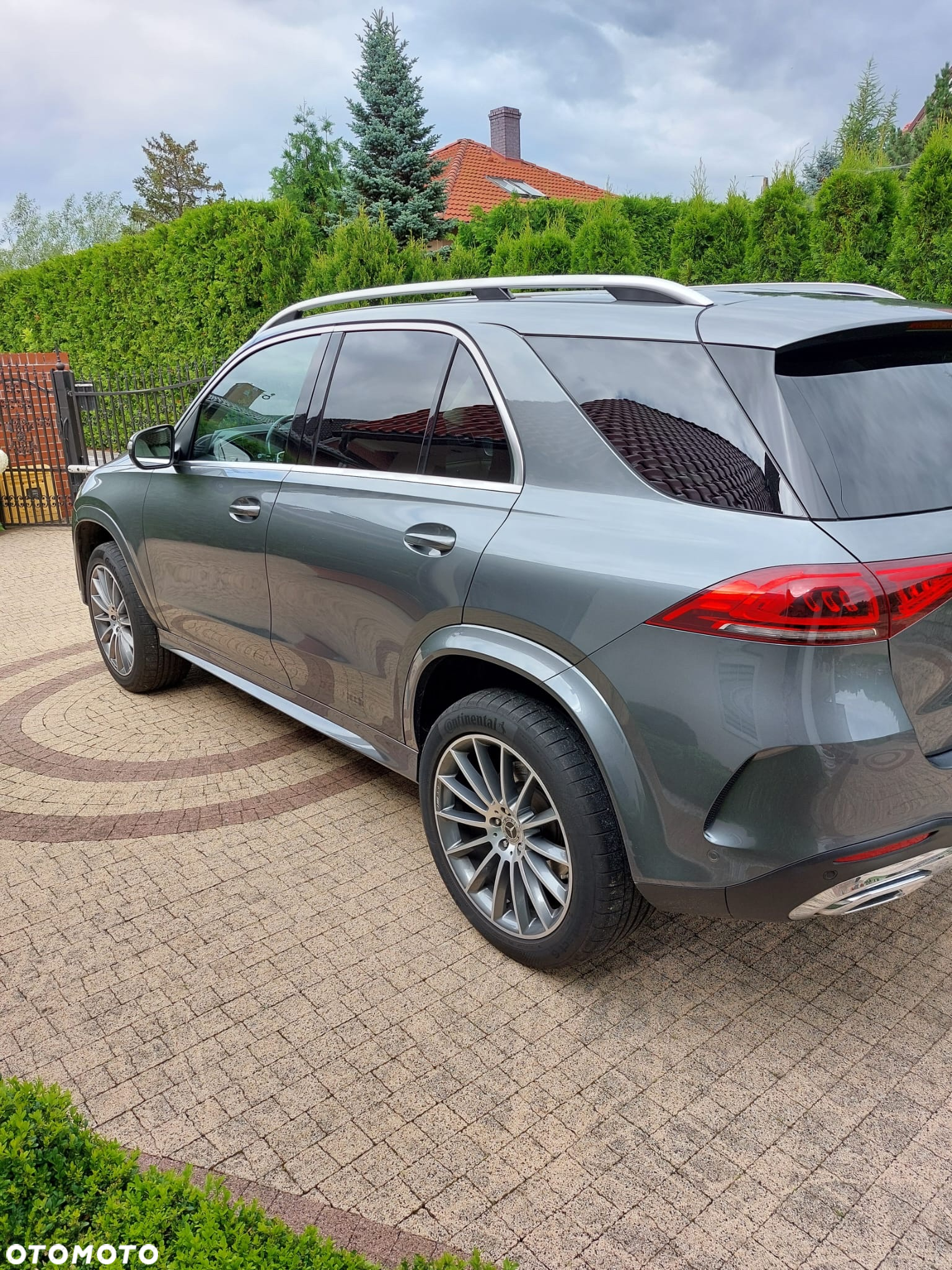 Mercedes-Benz GLE 300 d 4-Matic - 3