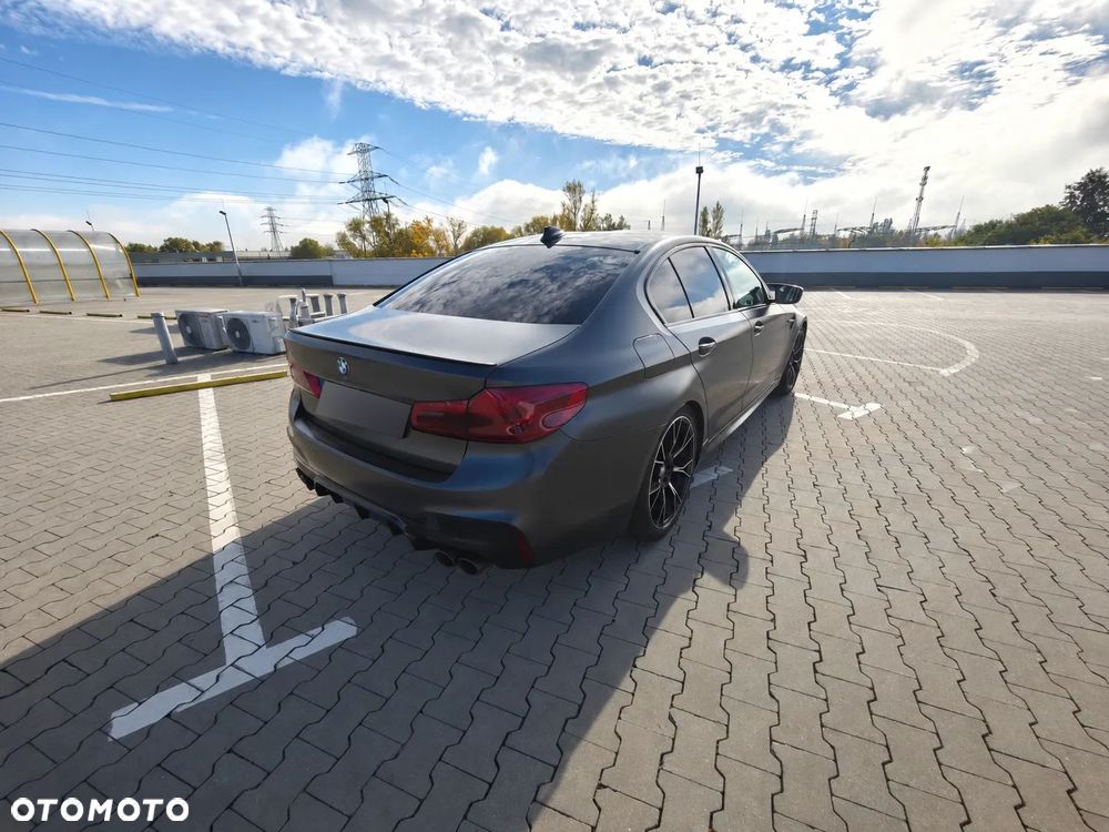 BMW M5 Competition - 6
