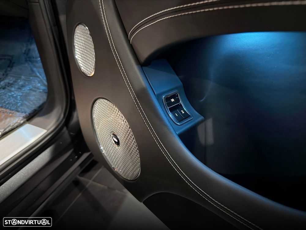 Bentley Bentayga V8 S Black Edition - 52