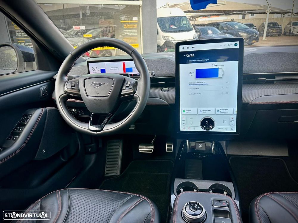 Ford Mustang Mach-E Premium AWD - 10