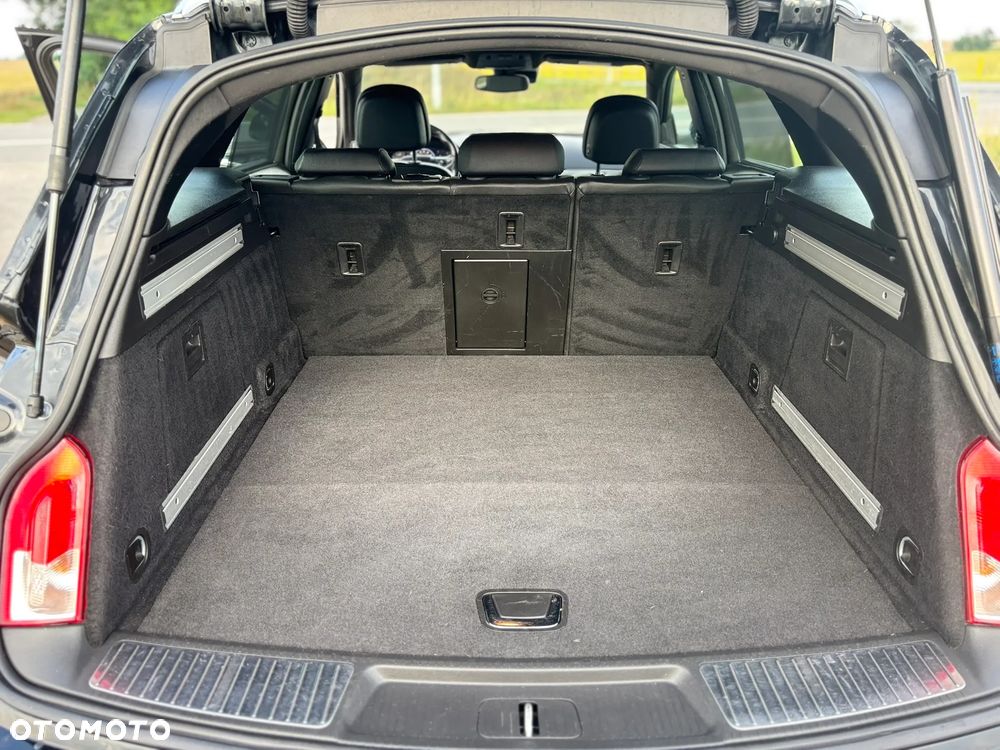 Opel Insignia - 25