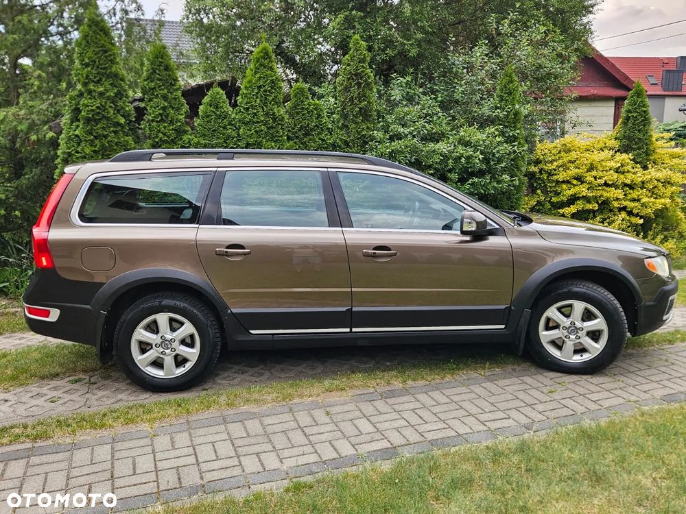 Volvo XC 70 2.4D AWD Summum - 10