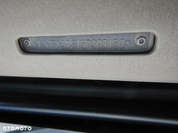 Jeep Wrangler 3.8 Sahara - 7