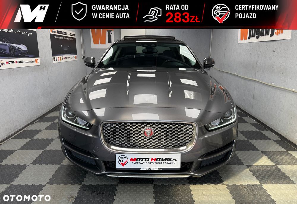 Jaguar XE - 2