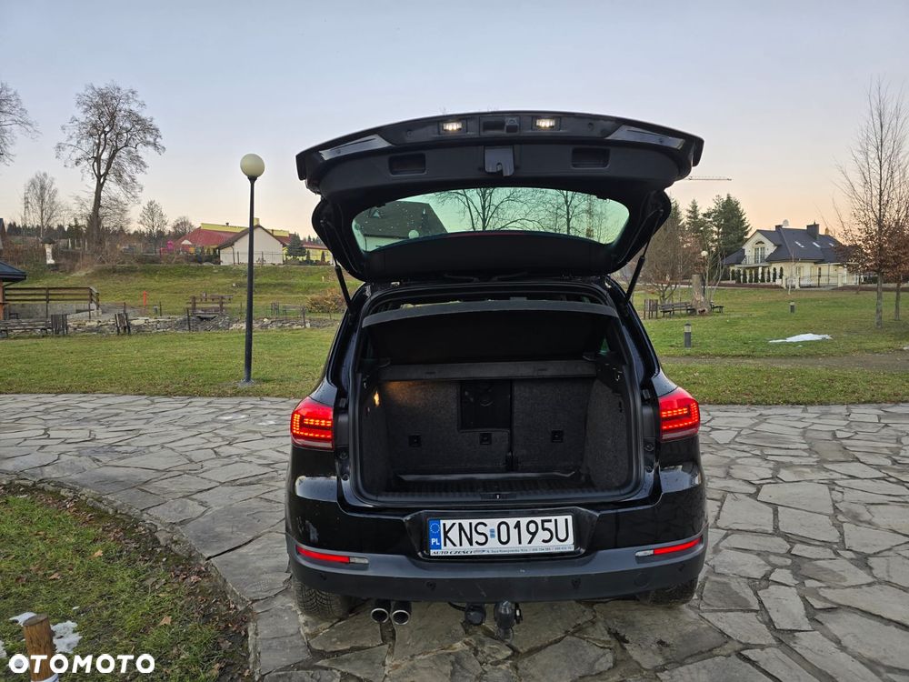 Volkswagen Tiguan 2.0 TDI SCR 4MOTION BlueMotion Technology DSG Lounge Sport & Style - 20