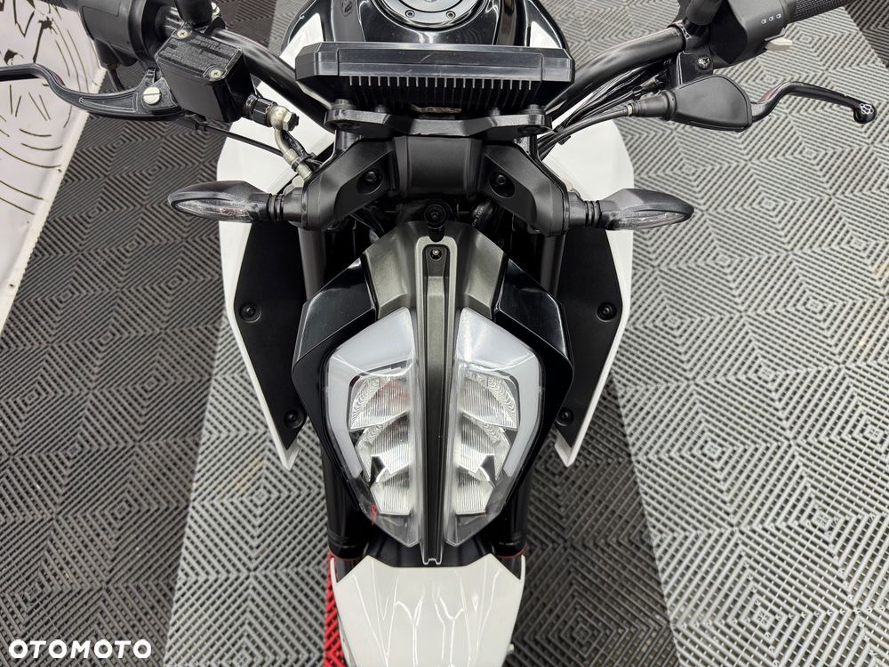 KTM Duke - 28