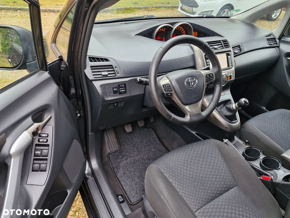 Toyota Verso 1.8 7-Sitzer Skyview Edition - 20