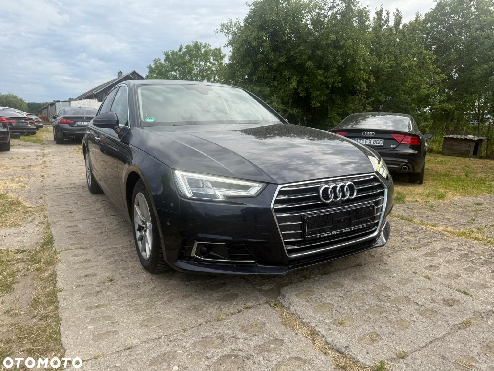 Audi A4 2.0 TDI Design - 1