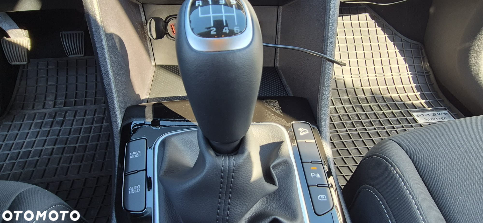 Kia Sportage 1.6 T-GDI L 2WD - 29