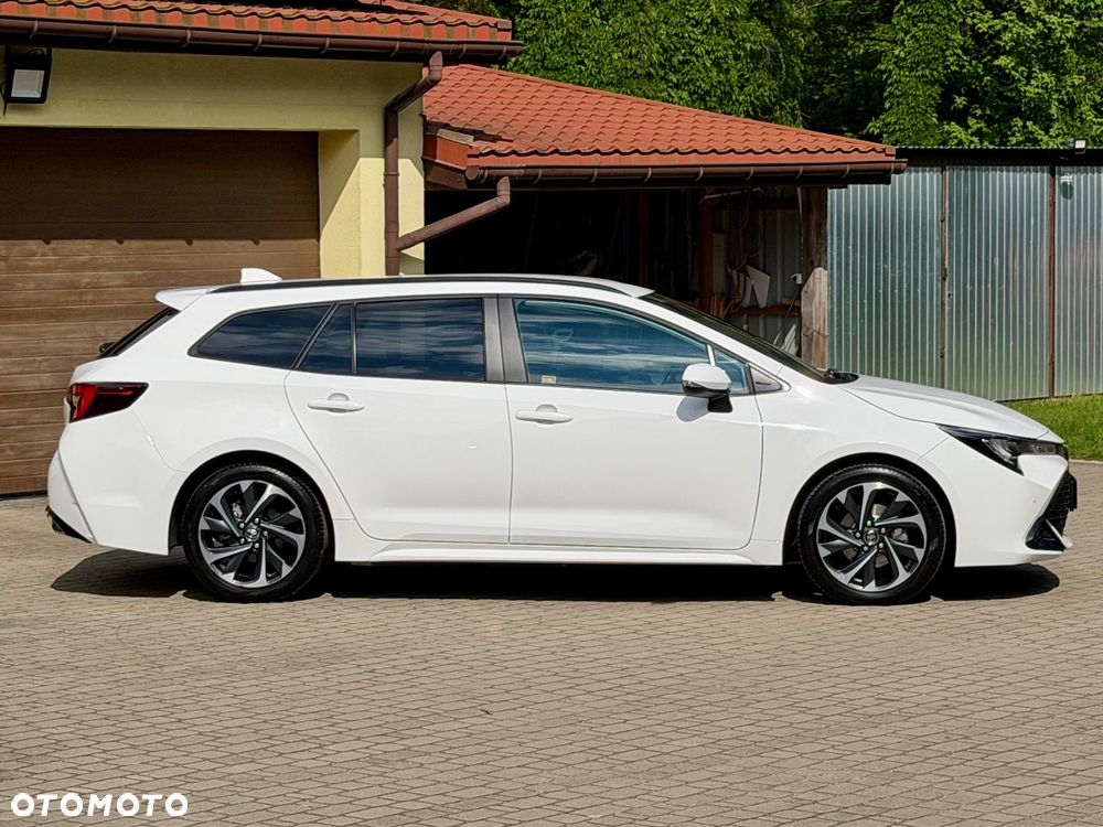Toyota Corolla 1.8 Hybrid Comfort - 4