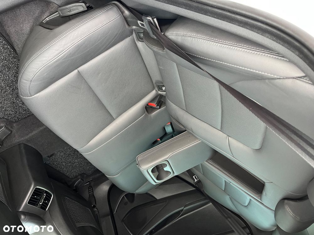 Hyundai Tucson 1.6 T-GDI Premium 4WD DCT - 8