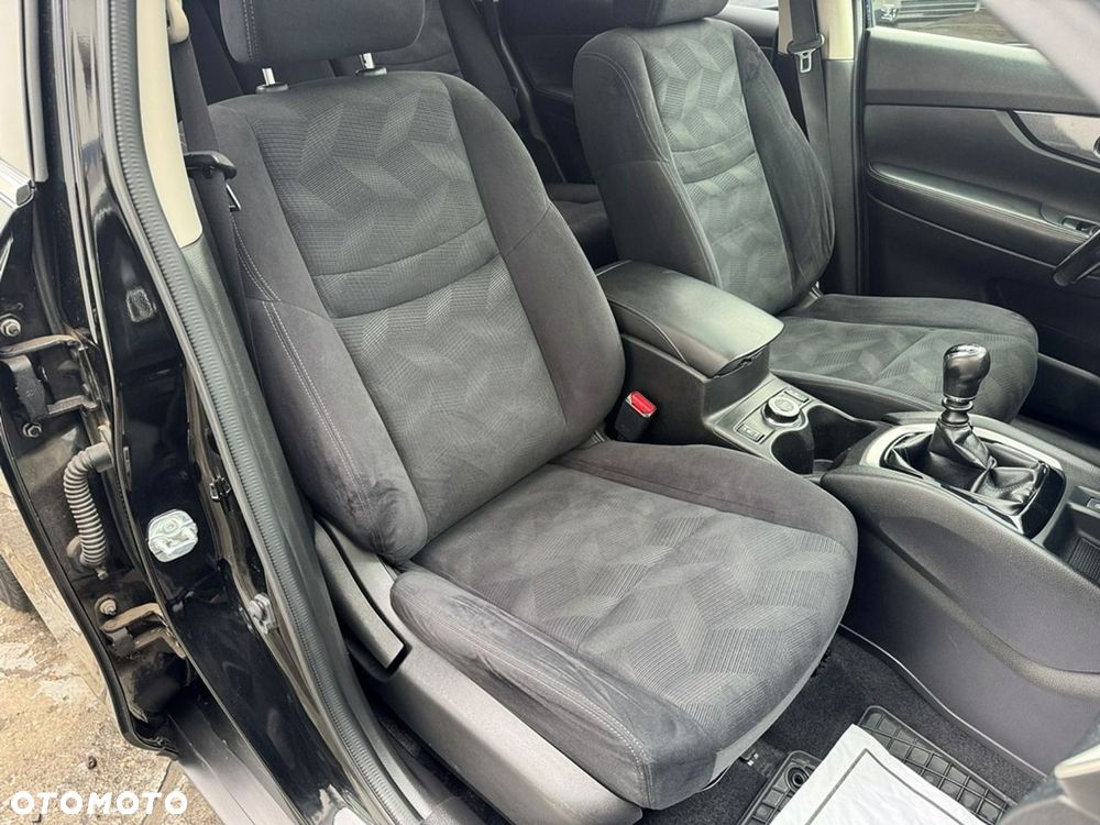 Nissan X-Trail - 8