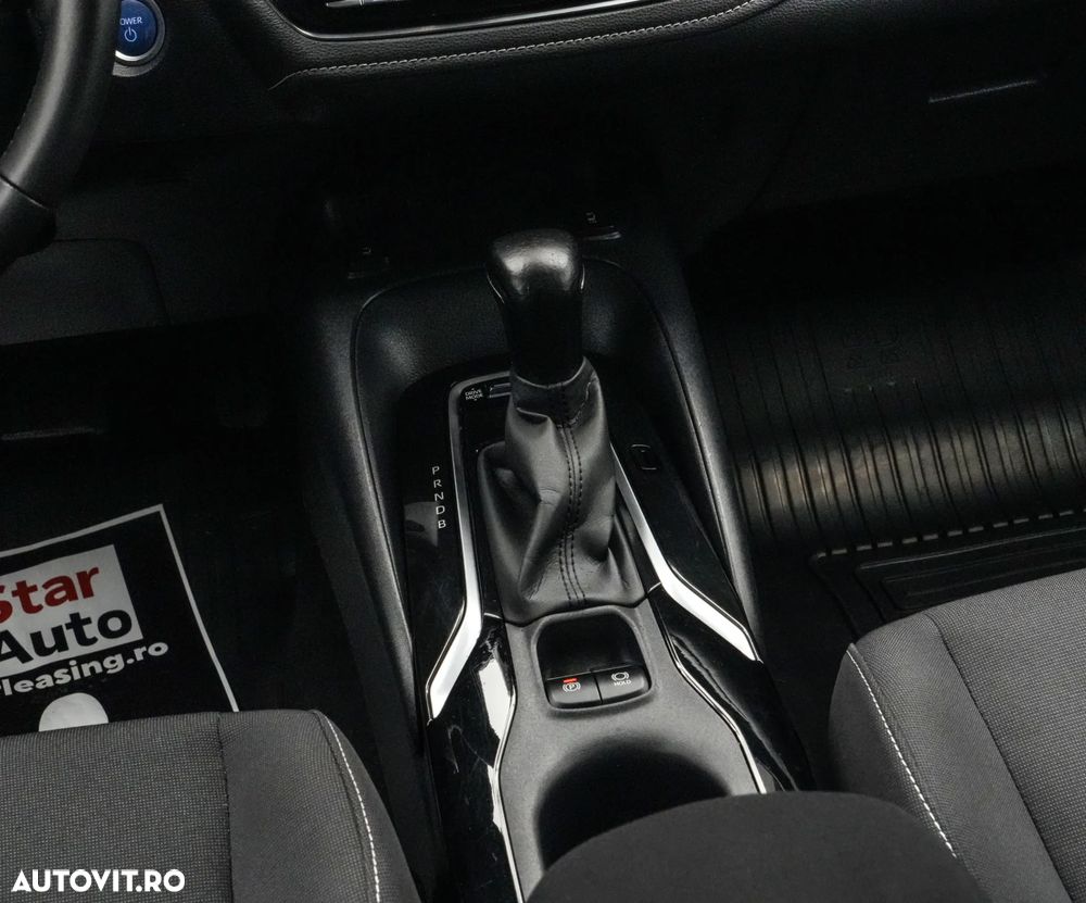 Toyota Corolla 1.8 HSD Dynamic - 19