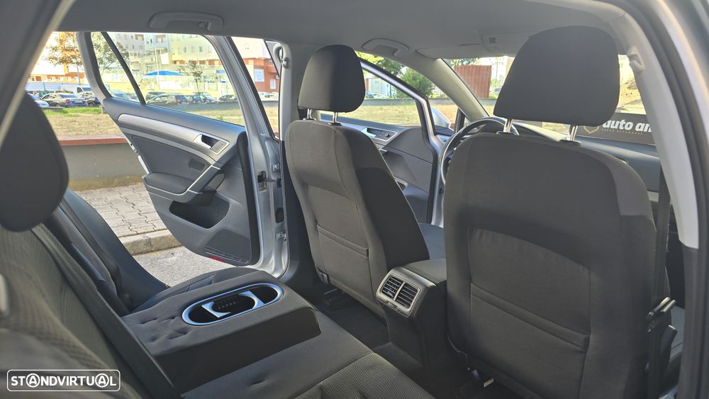VW Golf 1.6 TDi GPS Edition - 18