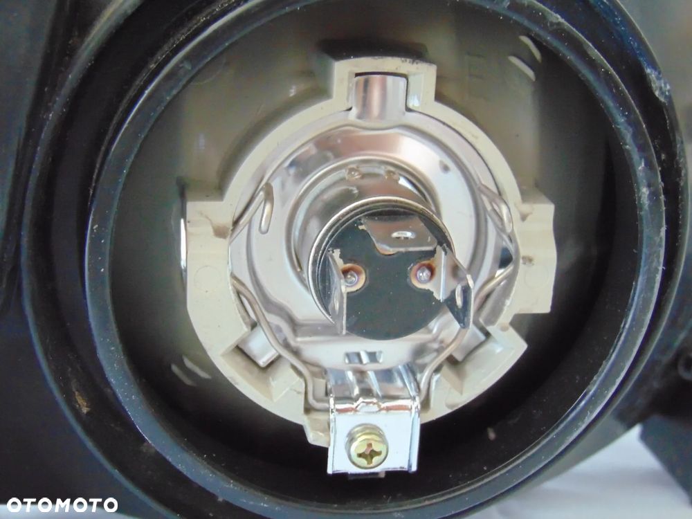 EUROPA lampa przednia przód lewa Subaru Forester 2 II SG 02-05r - 18