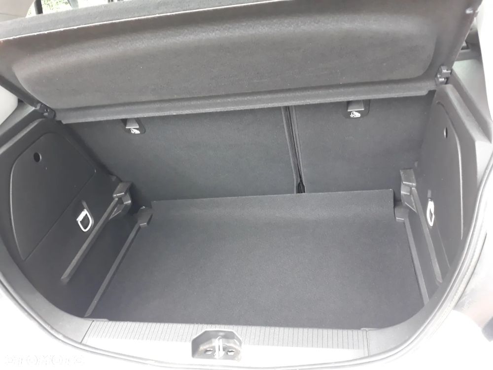 Opel Corsa - 22