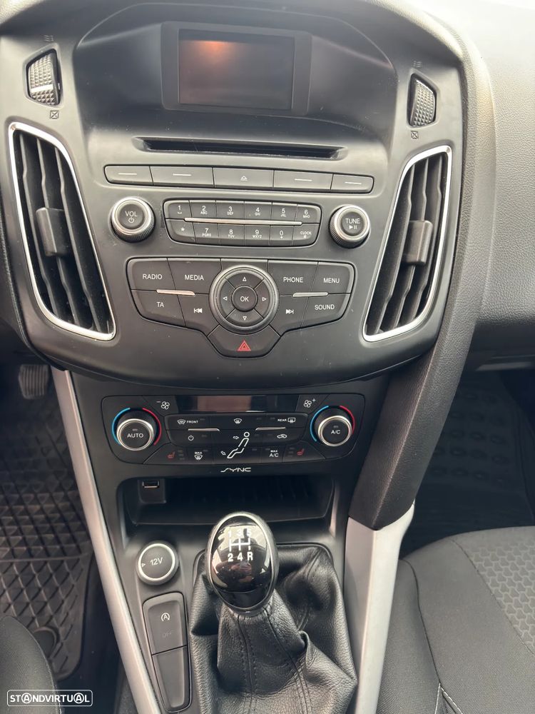 Ford Focus SW 1.0 SCTi Trend+ - 8