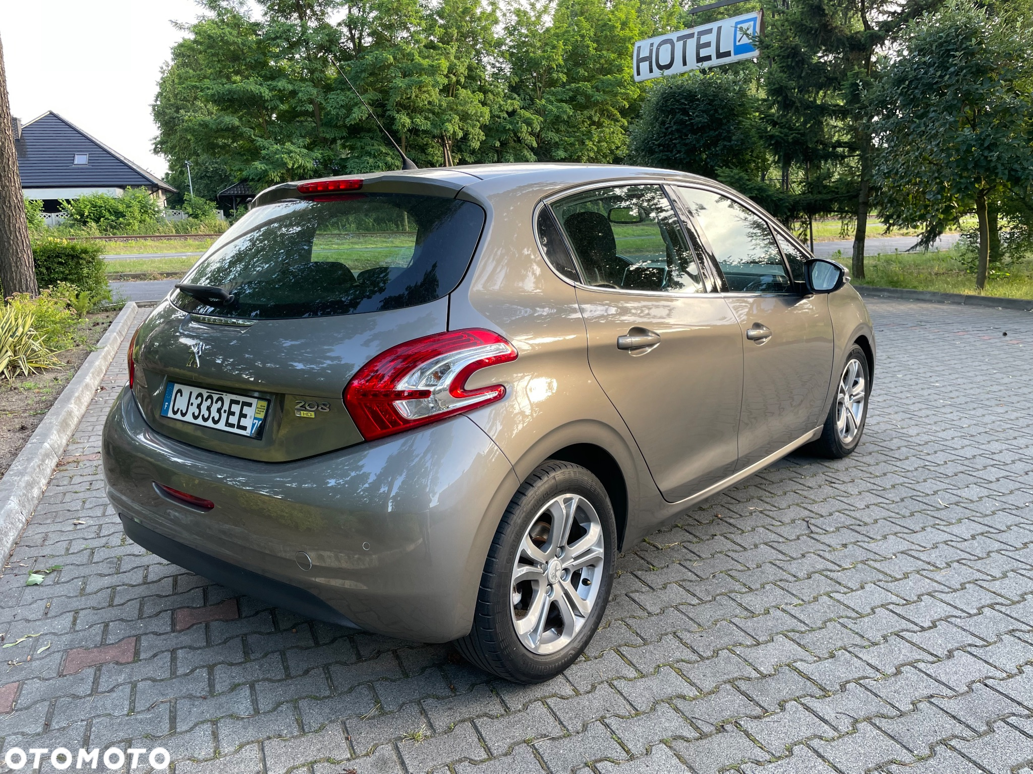 Peugeot 208 - 7