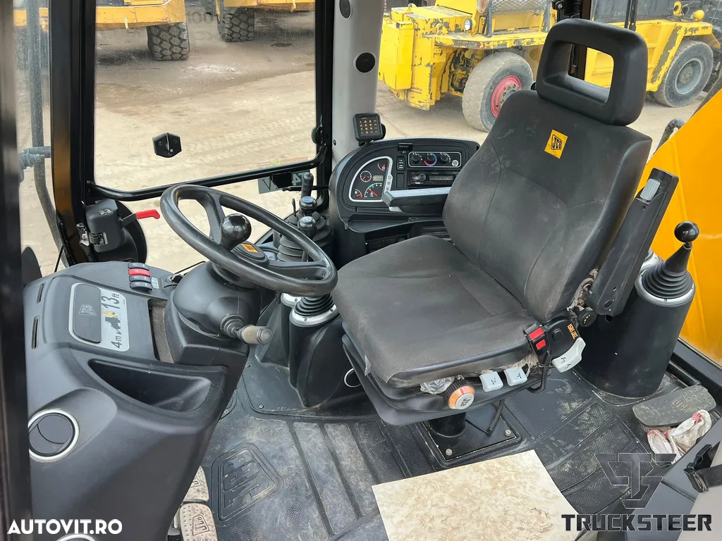 JCB 3CX - 11