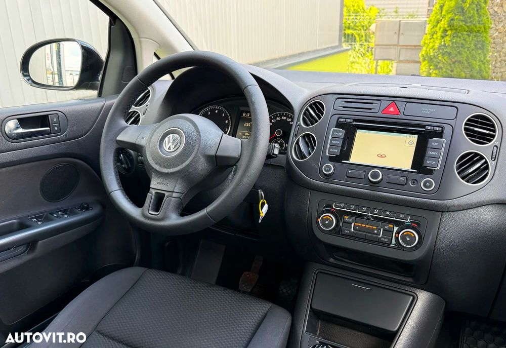 Volkswagen Golf Plus - 17