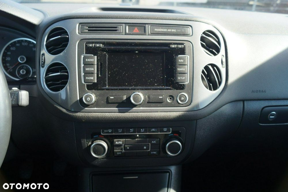 Volkswagen Tiguan - 14