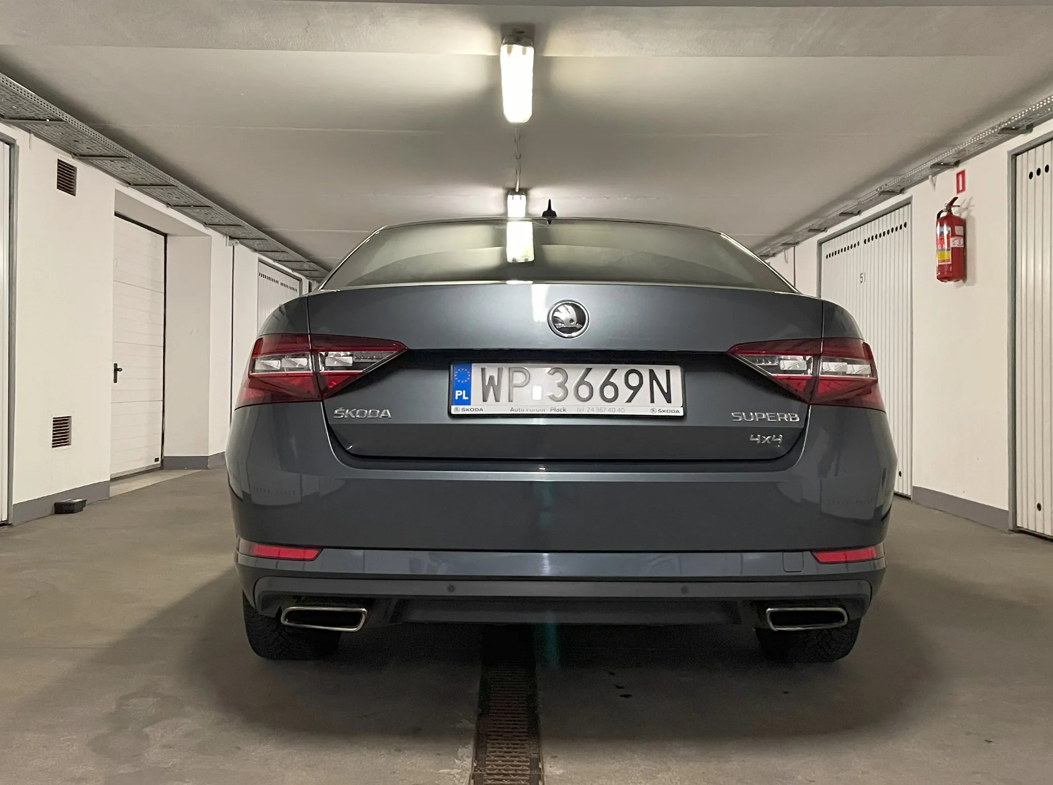 Skoda Superb 2.0 TSI 4x4 L&K DSG - 4