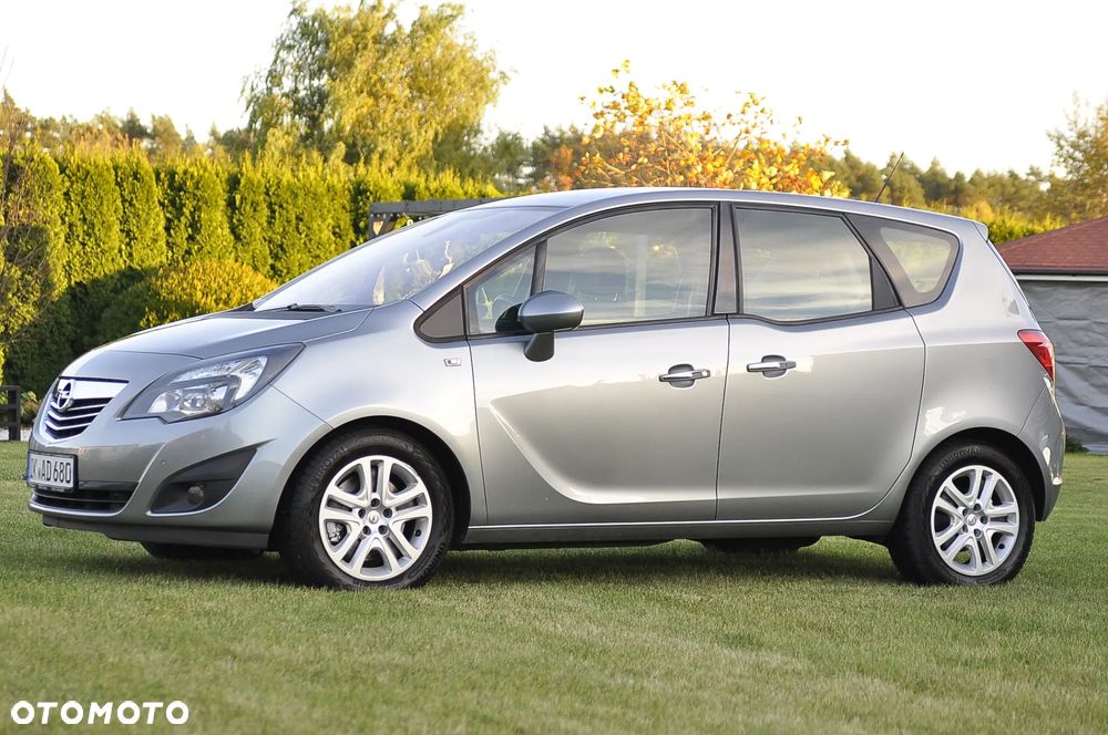 Opel Meriva 1.4 Design Edition - 11