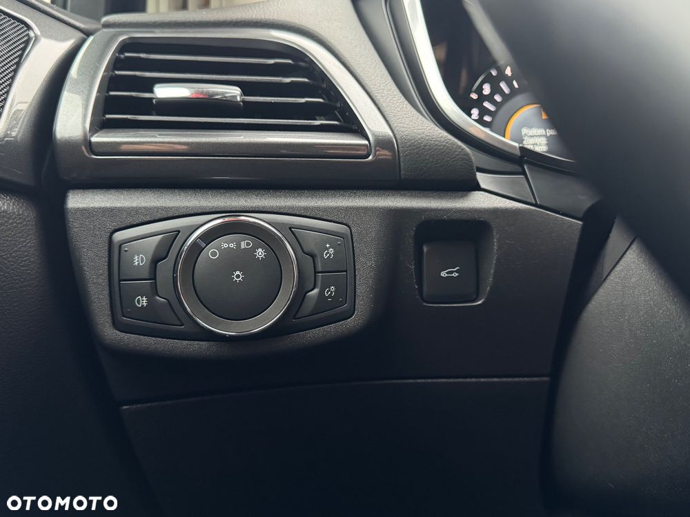 Ford Mondeo 2.0 TDCi Titanium PowerShift - 22