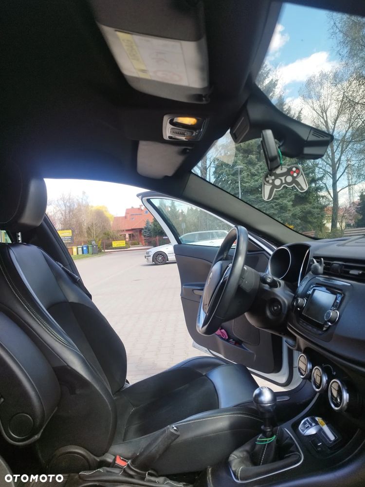 Alfa Romeo Giulietta 1.6 JTDM 16V Sport - 11