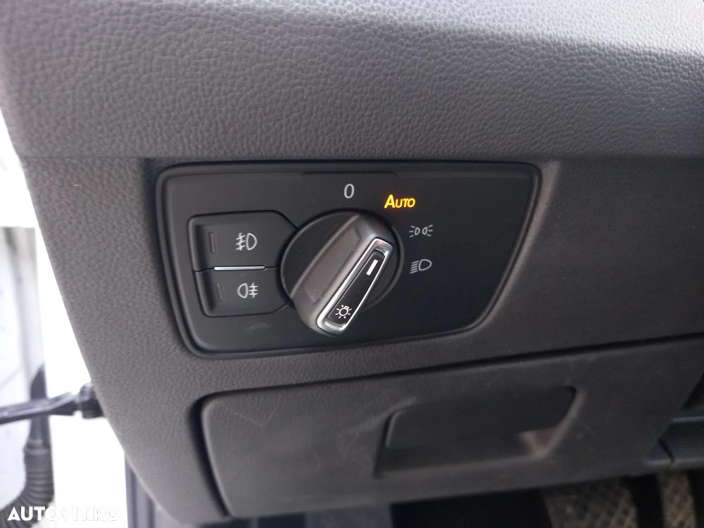 Volkswagen Passat 2.0 TDI SCR DSG Comfortline - 19