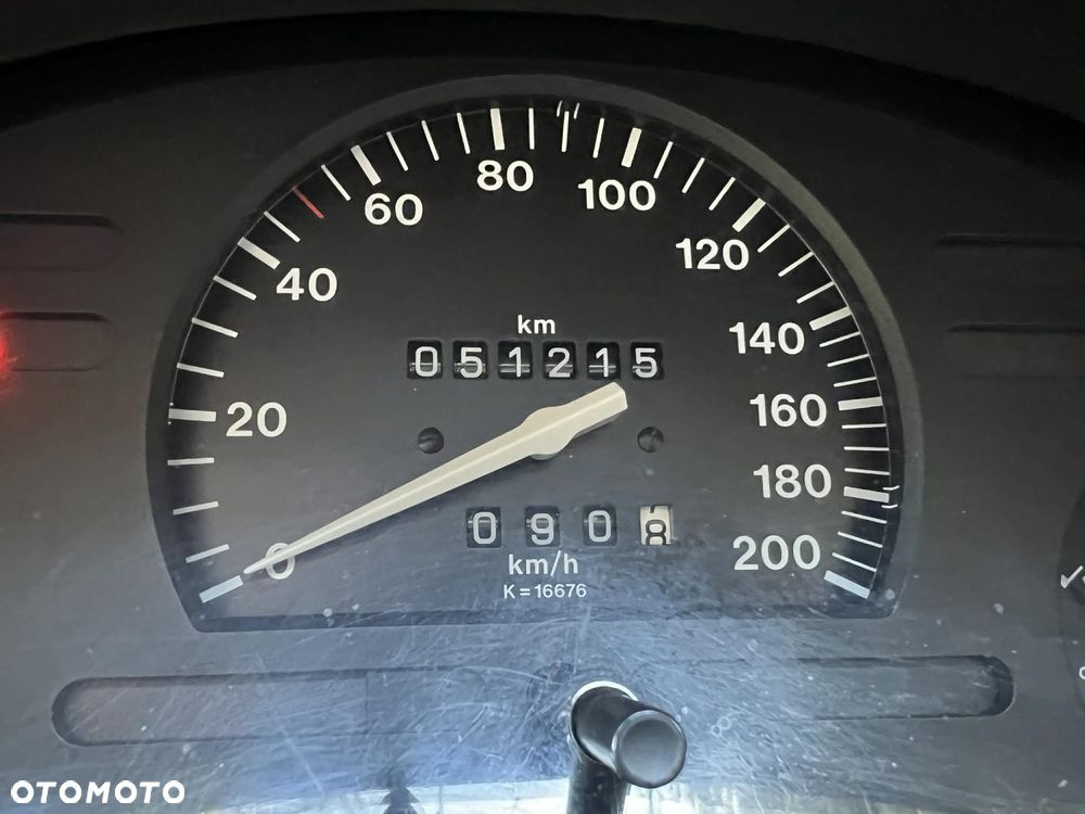 Opel Corsa 1.0 City 12v - 9