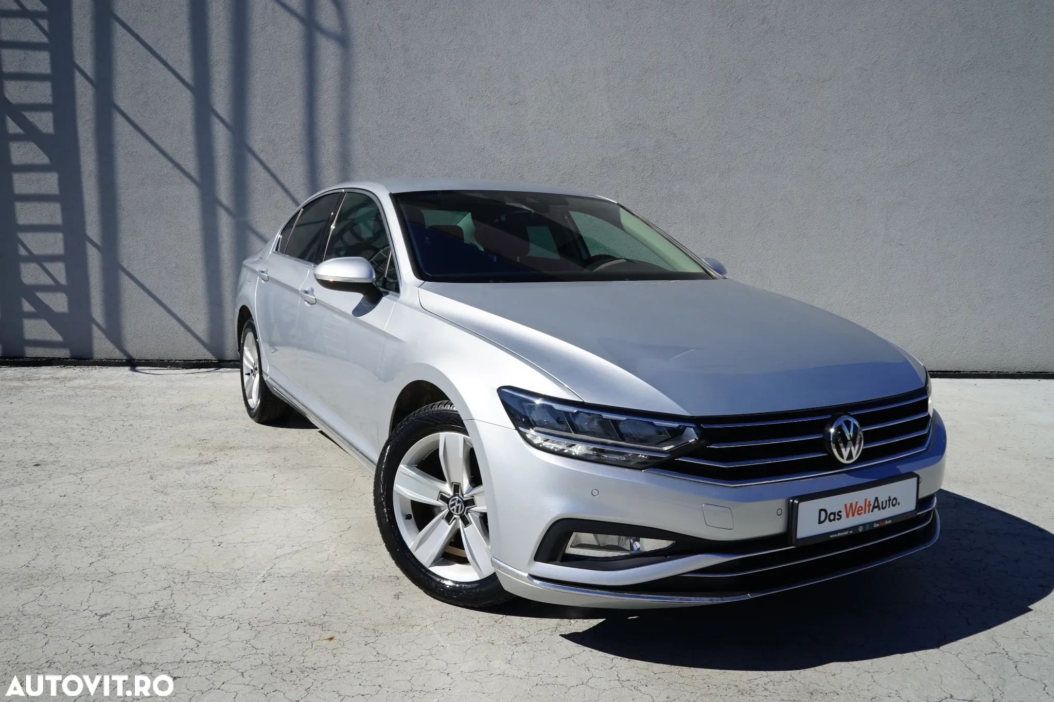 Volkswagen Passat Variant 2.0 TDI DSG Highline - 8