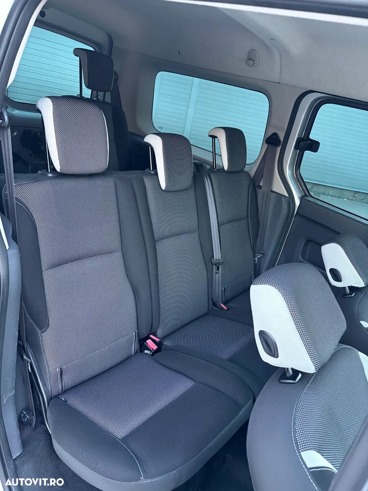 Renault Kangoo ENERGY dCi 110 FAP Start & Stop Grand - 13