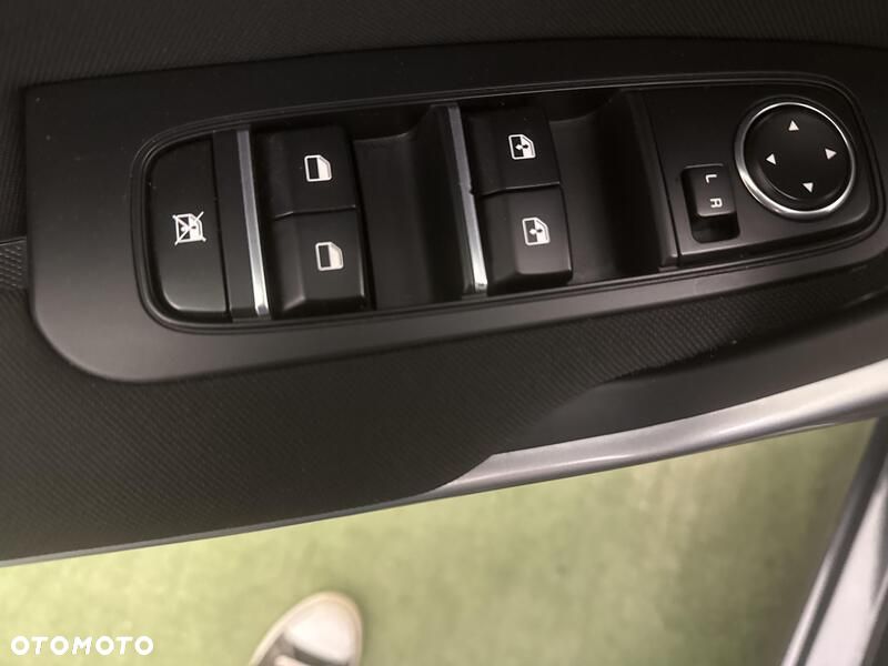 Kia Ceed 1.4 T-GDI M DCT - 13