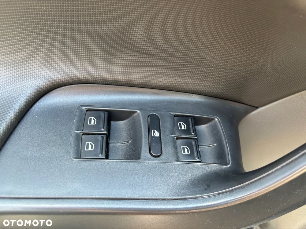 Seat Ibiza 1.4 16V Style - 25