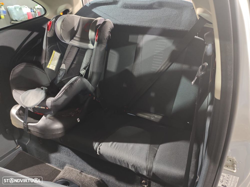 Ford KA 1.2 Titanium - 14