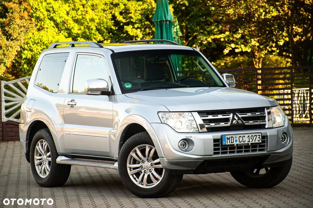 Mitsubishi Pajero 3.2 DI-D Automatik Limited Edition - 33