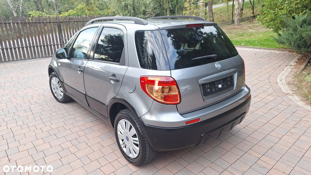 Fiat Sedici 1.6 16V 4x4 Emotion - 8