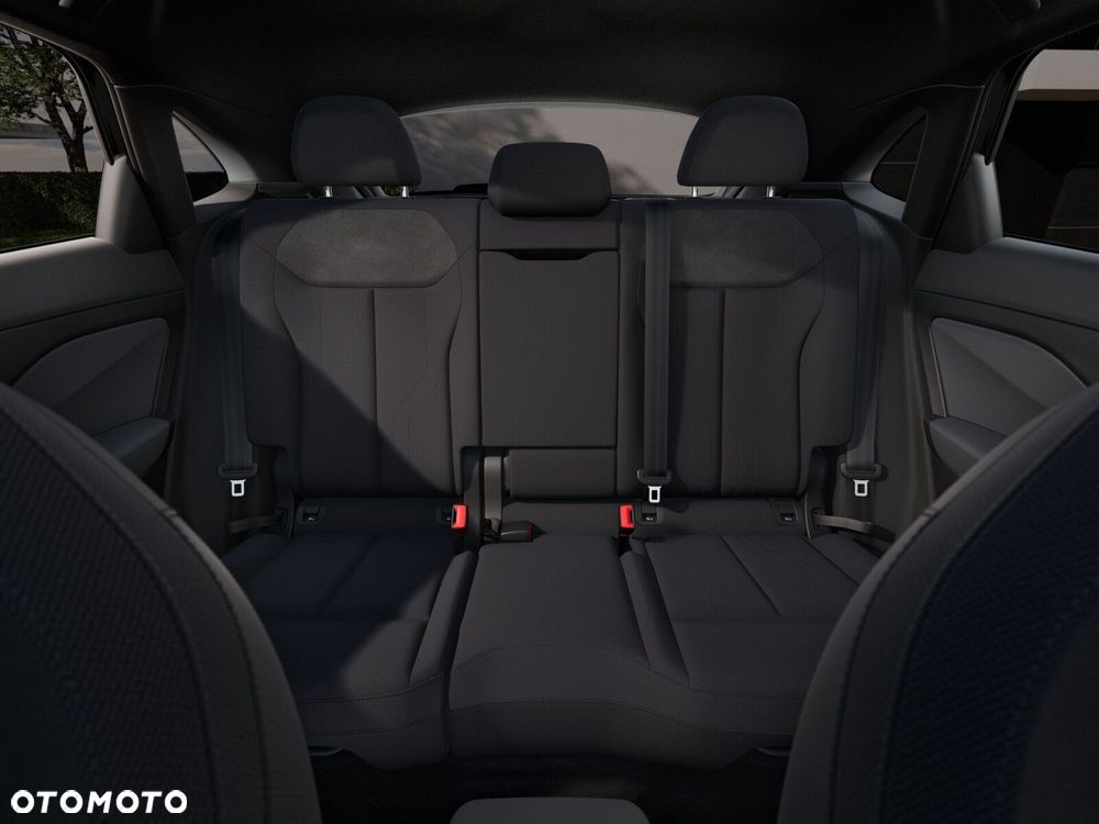 Audi Q3 Sportback - 10