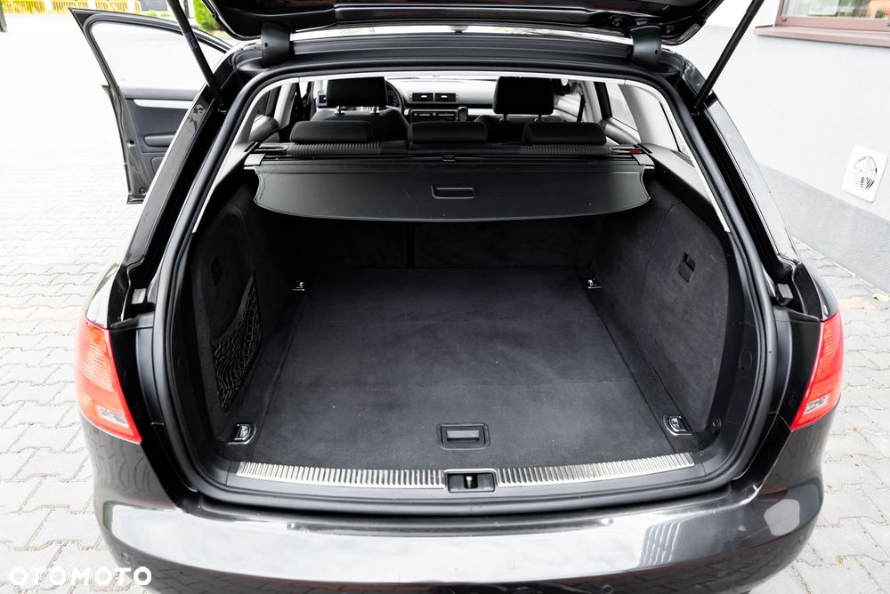Audi A4 Avant 2.0 TDI - 16