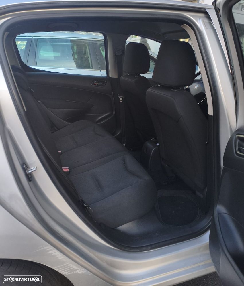 Peugeot 308 1.6 HDi Executive - 7